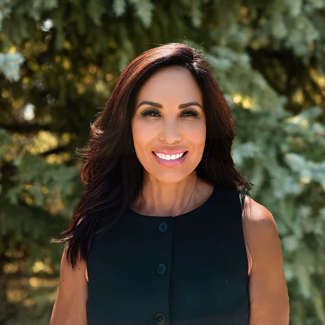 Theresa-New-Head-Shot_jan